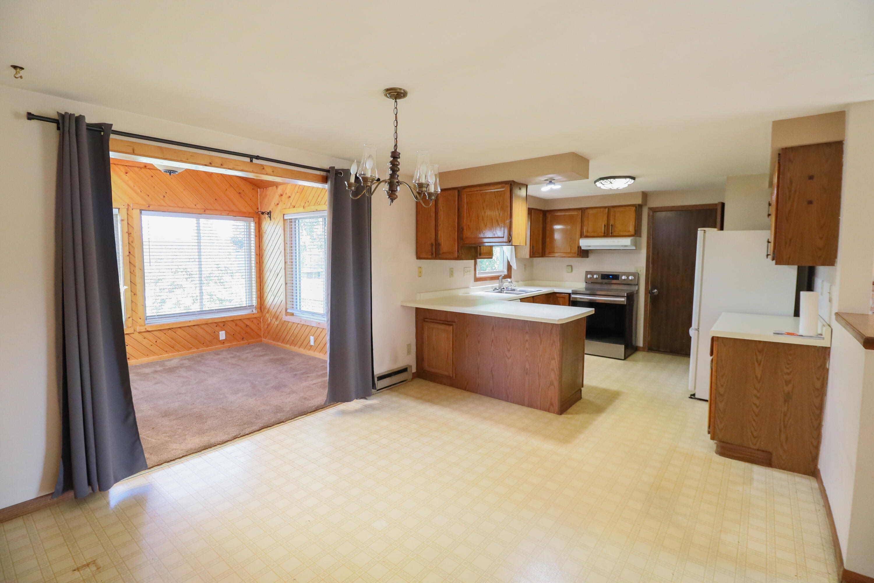 217 Maple Lane Stoddard, WI 54658 - Photo 5 of 33 477A2512