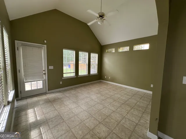 a view of empty room with window
