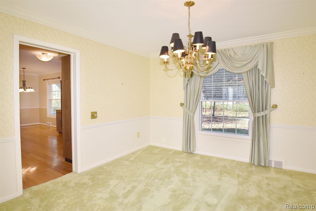 32855 Old Post Road Franklin, MI 48025 - Photo 8 of 36