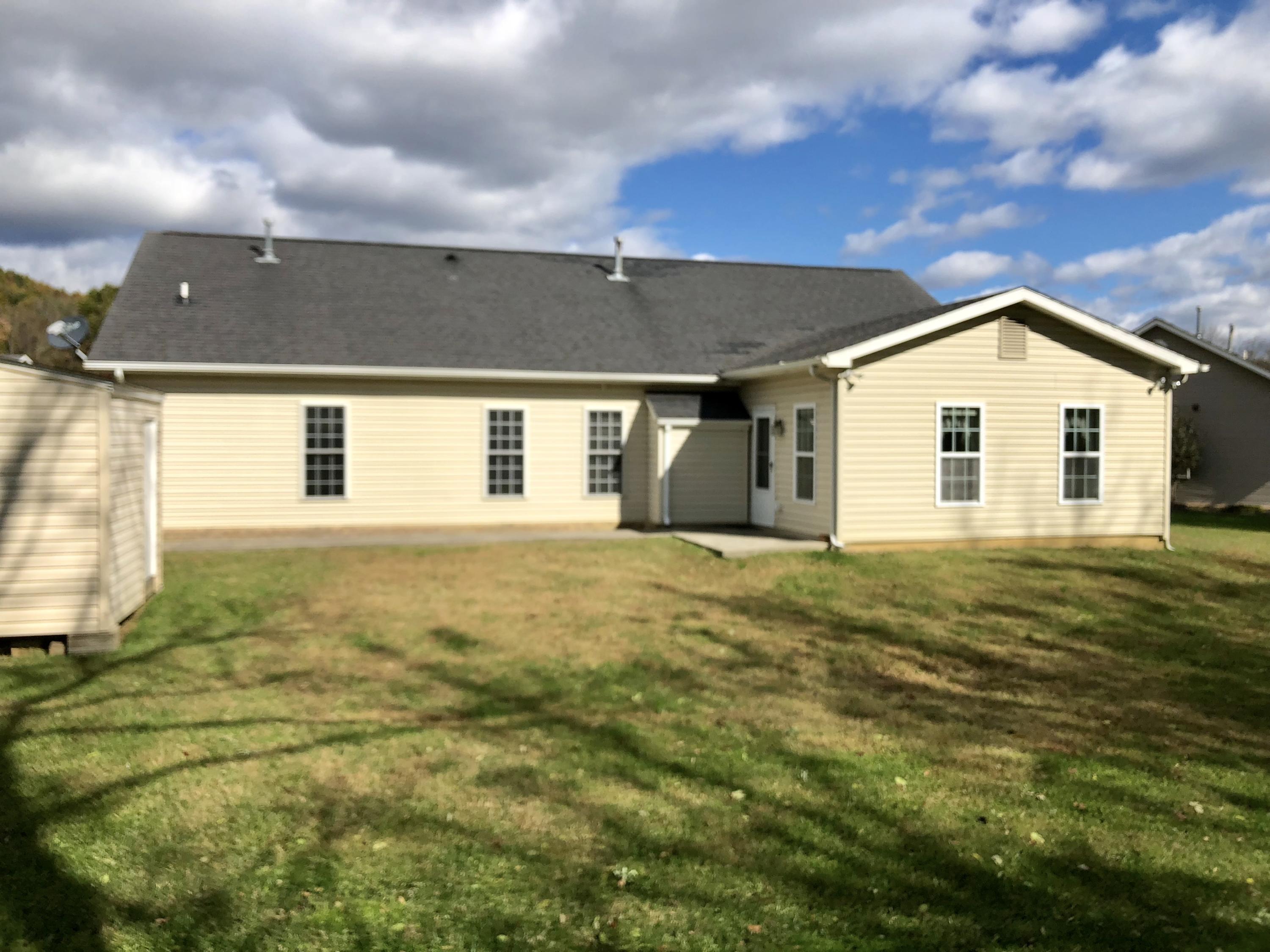 5861 Buckland Mill Road Roanoke, VA 24019 - Photo 3 of 21 3