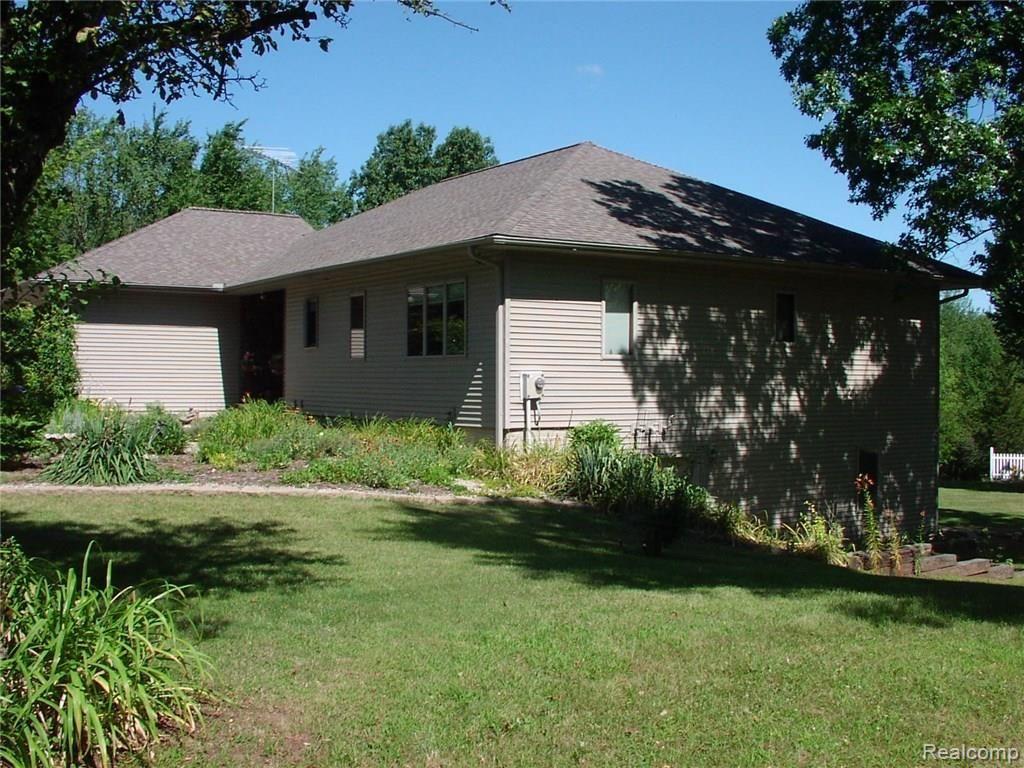 12666 Horning Road Brooklyn, MI 49230 - Photo 13 of 23 13.JPG