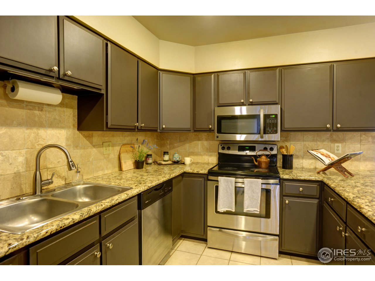 505 West Drake Road Fort Collins, CO 80526 - Photo 10 of 27 Kitchen