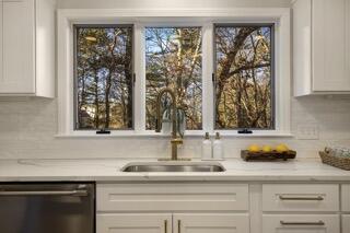 170 Forest Hills Road Cotuit, MA 02635 - Photo 15 of 43 25-MG_1492-r Small