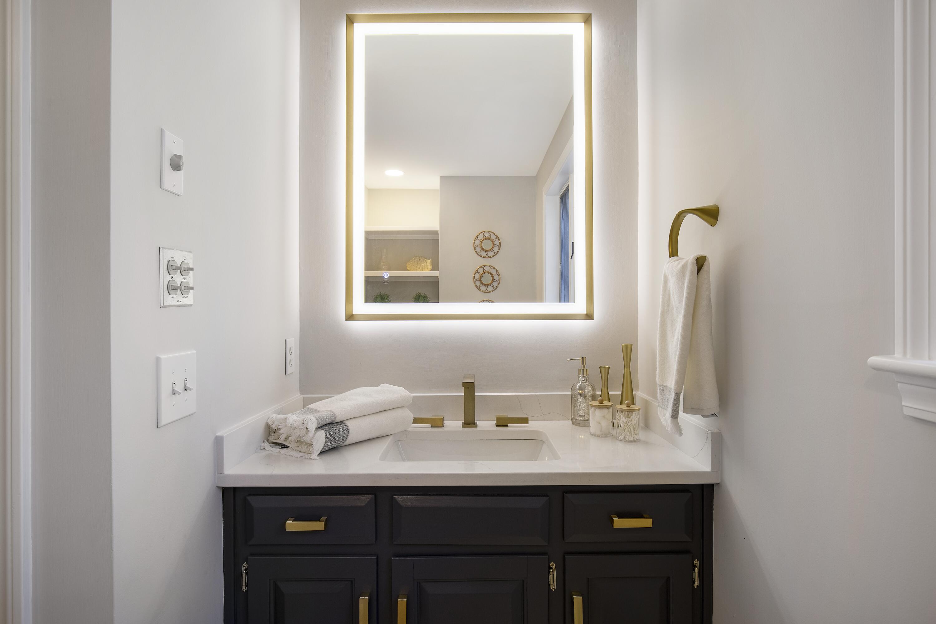 170 Forest Hills Road Cotuit, MA 02635 - Photo 19 of 47 30-MG_1516-r