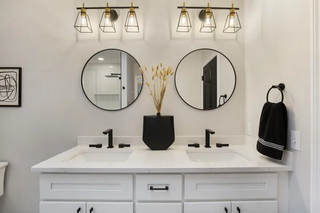 $1,050,000 | 170 Forest Hills Road, Cotuit, MA 02635