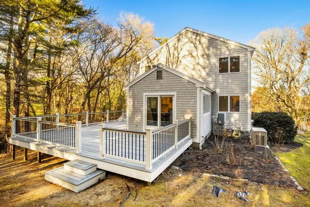 $1,050,000 | 170 Forest Hills Road, Cotuit, MA 02635