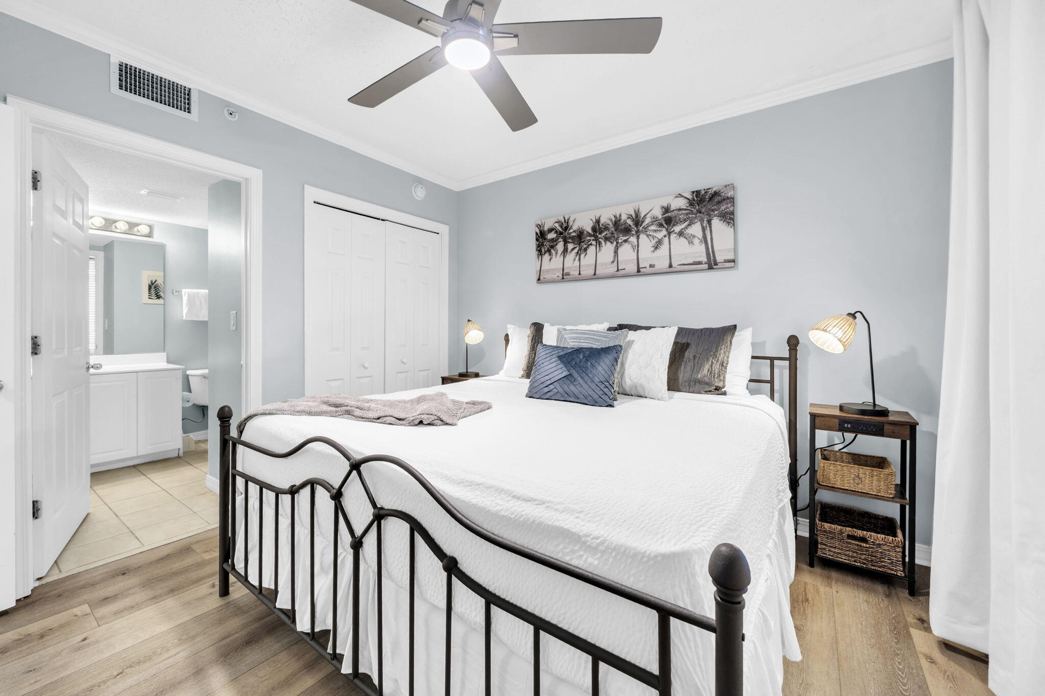 520 Santa Rosa Boulevard, Unit 100 Fort Walton Beach, FL 32548 - Photo 21 of 44 Bedroom View 3