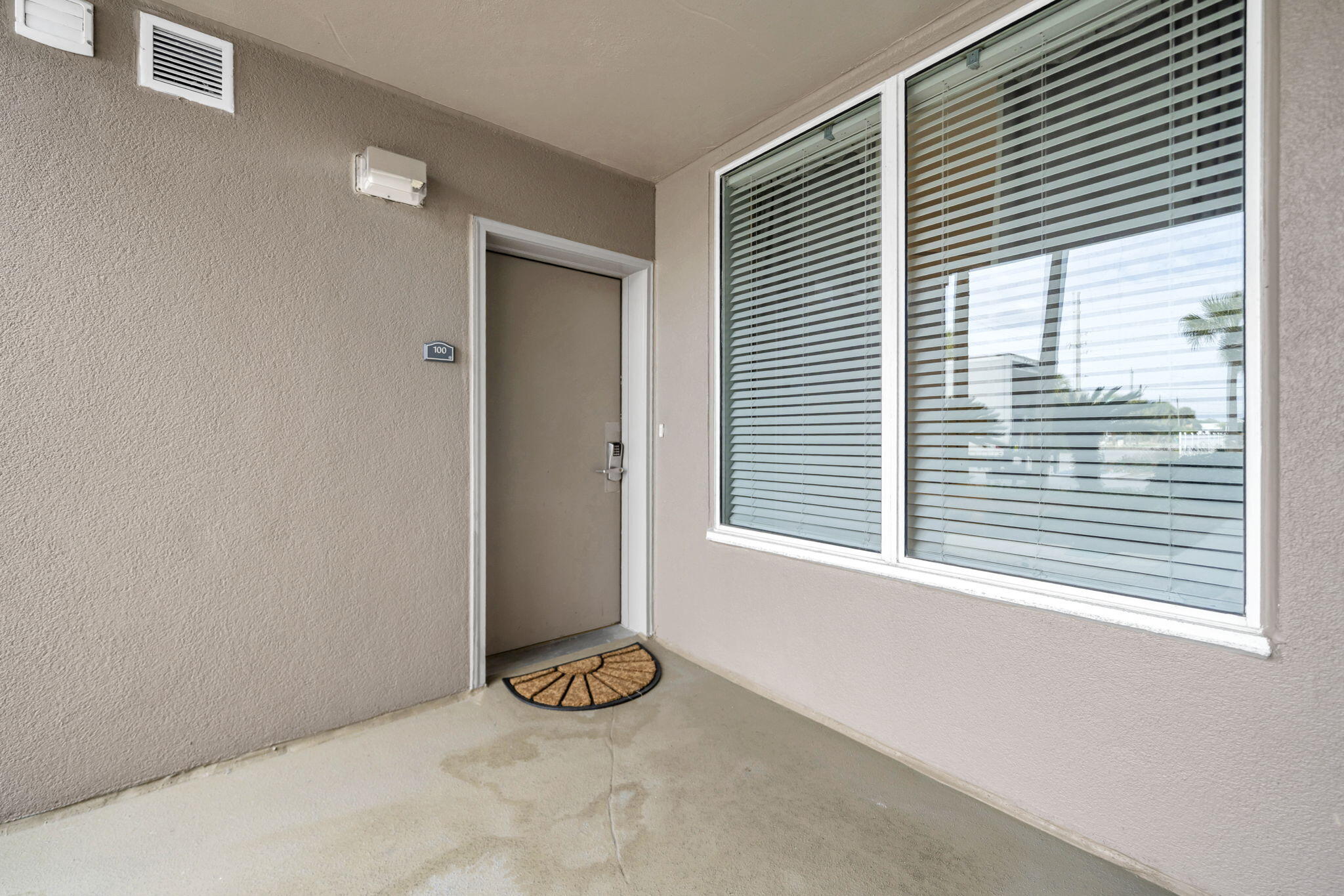 520 Santa Rosa Boulevard, Unit 100 Fort Walton Beach, FL 32548 - Photo 44 of 44 Front Entrance