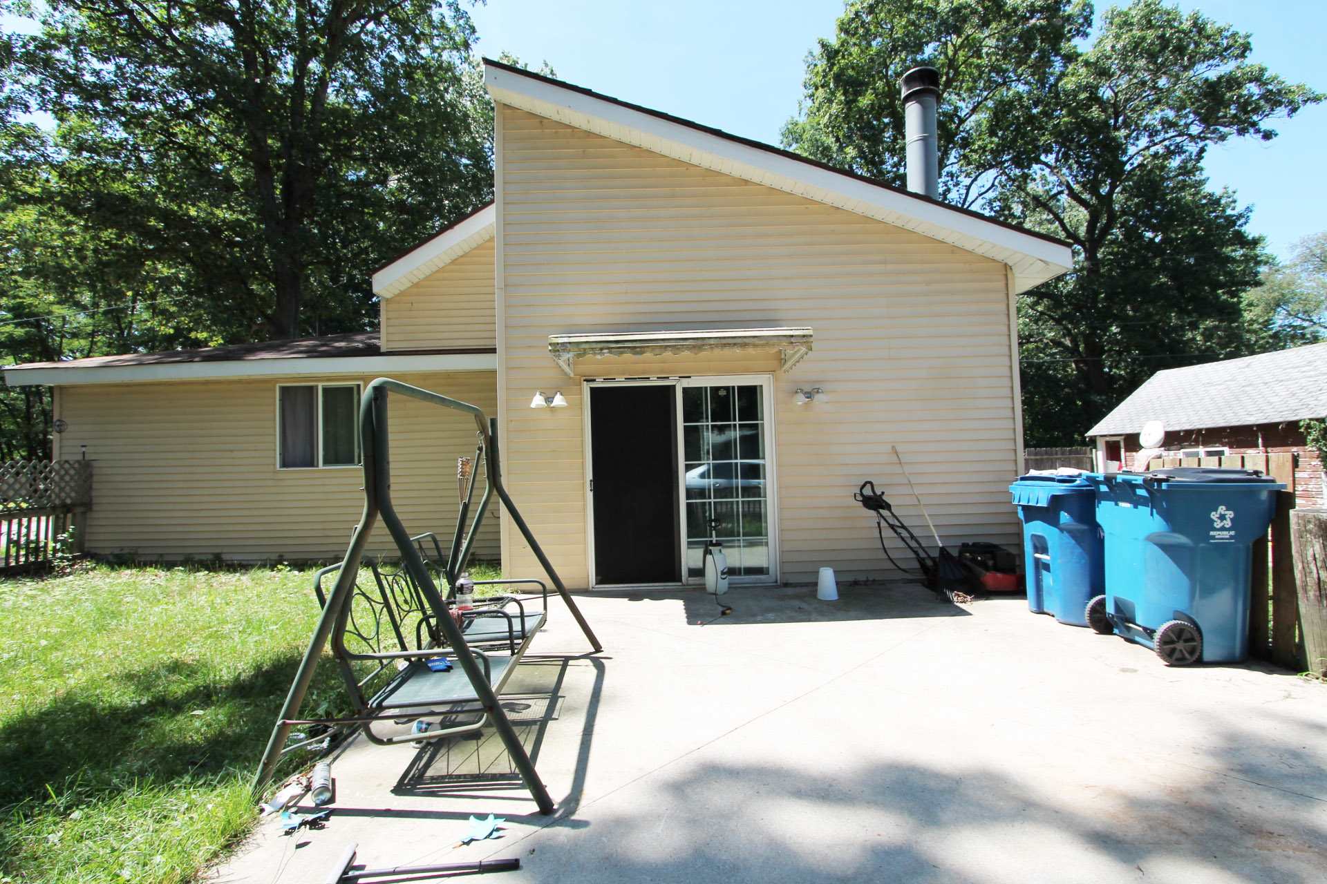 11008 East Mohawk Road Walkerton, IN 46574 - Photo 2 of 8 Gallery Image 2
