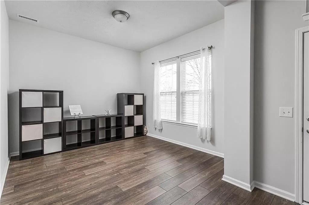 5816 Wheeler Road Indianapolis, IN 46216 - Photo 2 of 24 Gallery Image 2