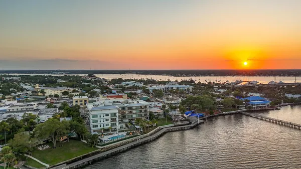 $235,000 | 3852 Jefferson Street, Stuart, FL 34997