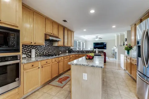$550,000 | 3926 Rolling Oaks Drive, Carrollton, TX 75007