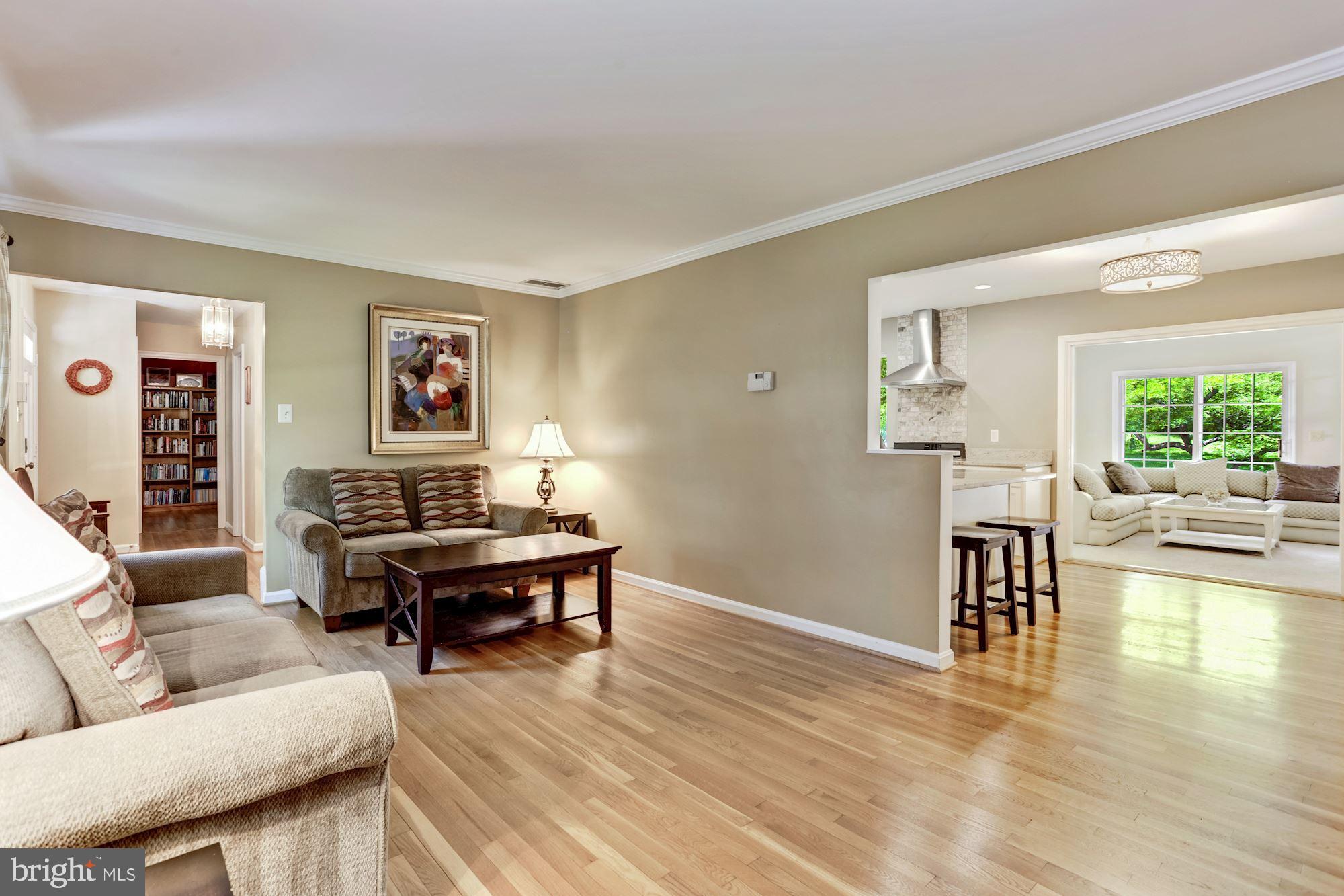 7221 Righters Mill Road Rockville, MD 20855 - Photo 4 of 41 Gallery Image 4