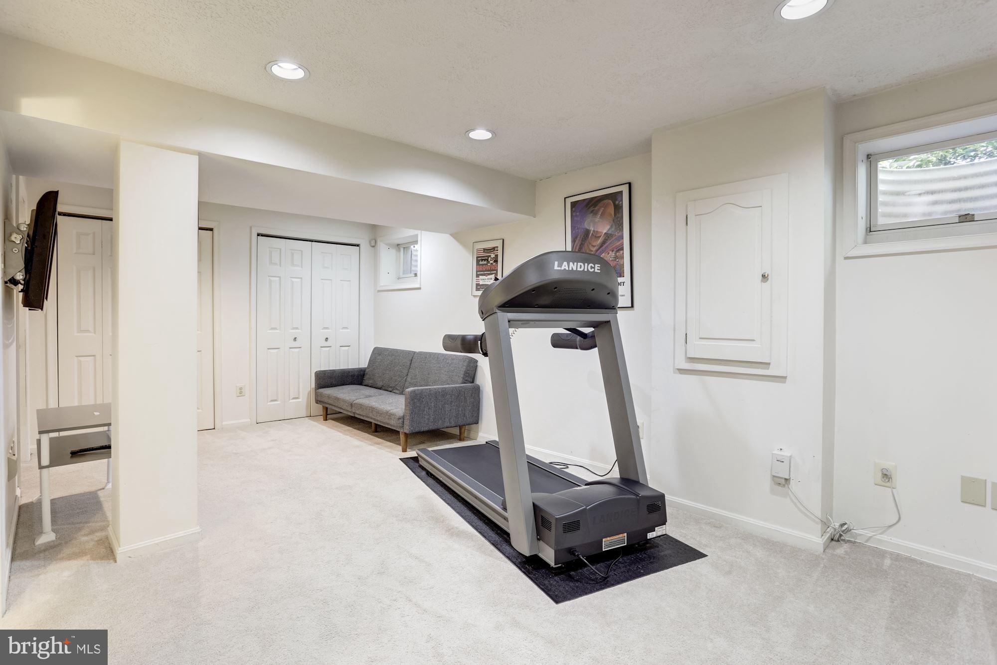 7221 Righters Mill Road Rockville, MD 20855 - Photo 34 of 41 Gallery Image 34
