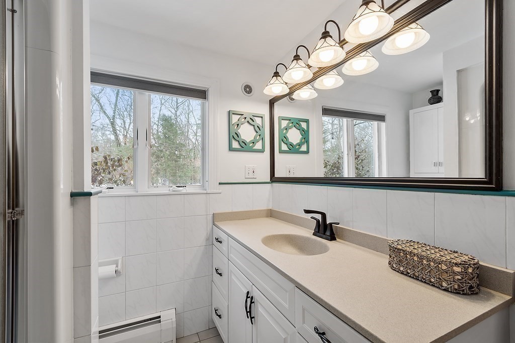 48 Dascomb Road Andover, MA 01810 - Photo 15 of 41 Gallery Image 15