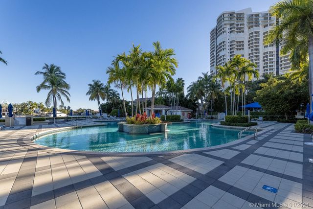 $575,000 | 21055 Northeast 37th Avenue, Unit 1505, Aventura, FL 33180