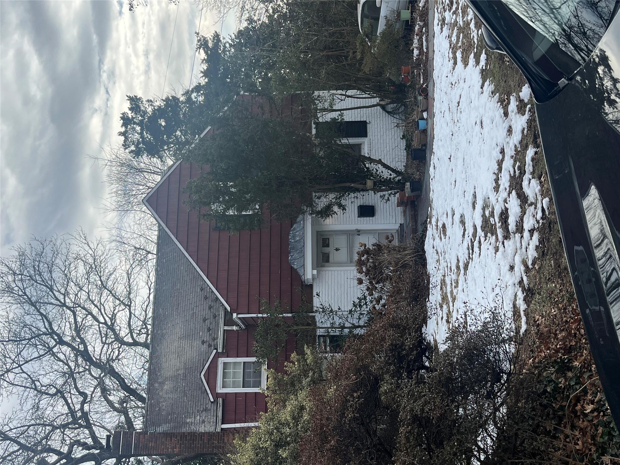 14 Winthrop Road Port Washington, NY 11050 - Photo 1 of 1 Gallery Image 1