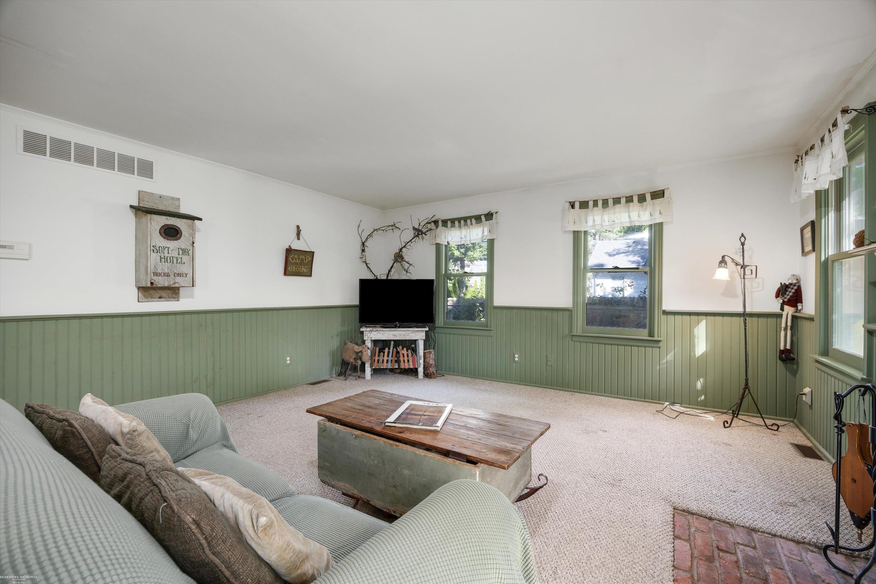 122 Tillson Street Romeo, MI 48065 - Photo 17 of 38 Gallery Image 17