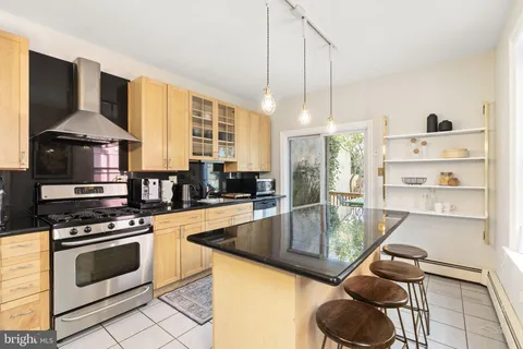 $645,000 | 1360 Marlborough Street, Philadelphia, PA 19125