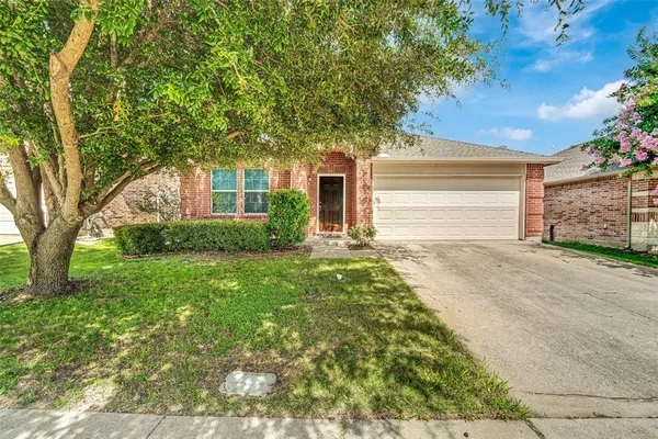 $275,000 | 538 Arthur Drive, Lavon, TX 75166