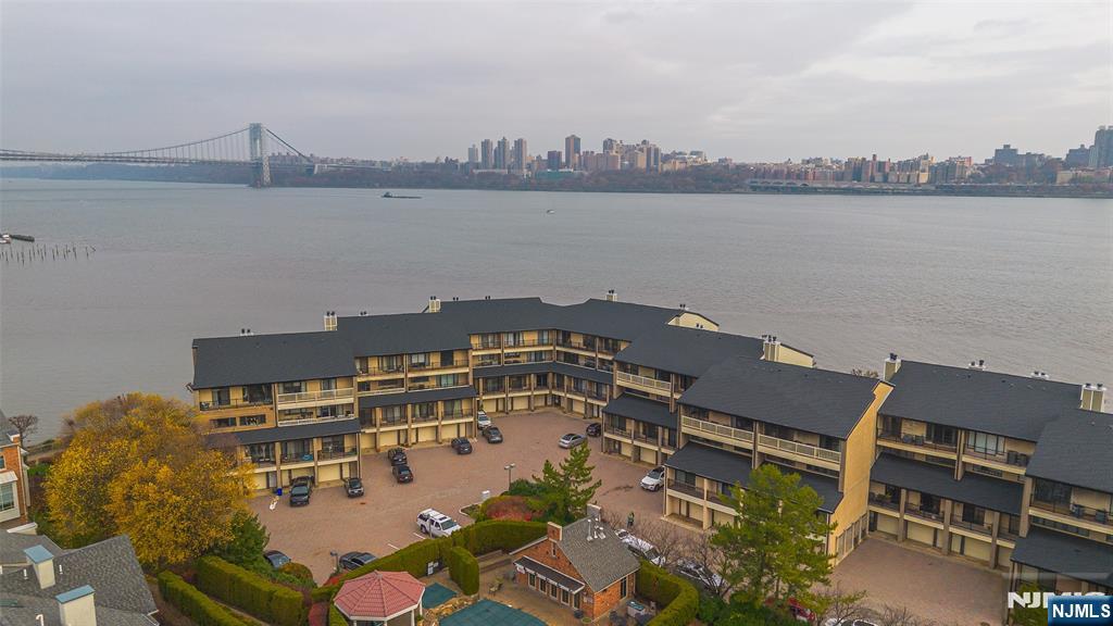 1225 River Road, Unit 7D Edgewater, NJ 07020 - Photo 2 of 41