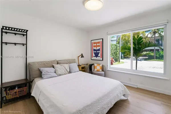 $19,500 | 560 Hampton Lane, Key Biscayne, FL 33149