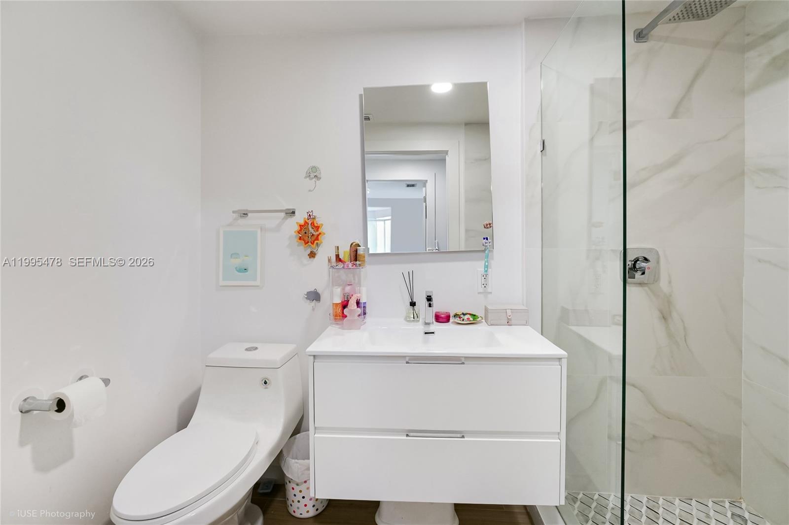 560 Hampton Lane Key Biscayne, FL 33149 - Photo 14 of 22