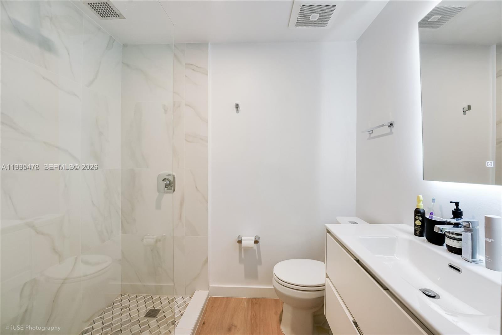 560 Hampton Lane Key Biscayne, FL 33149 - Photo 16 of 22