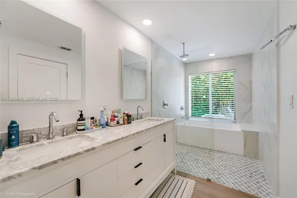 $19,500 | 560 Hampton Lane, Key Biscayne, FL 33149