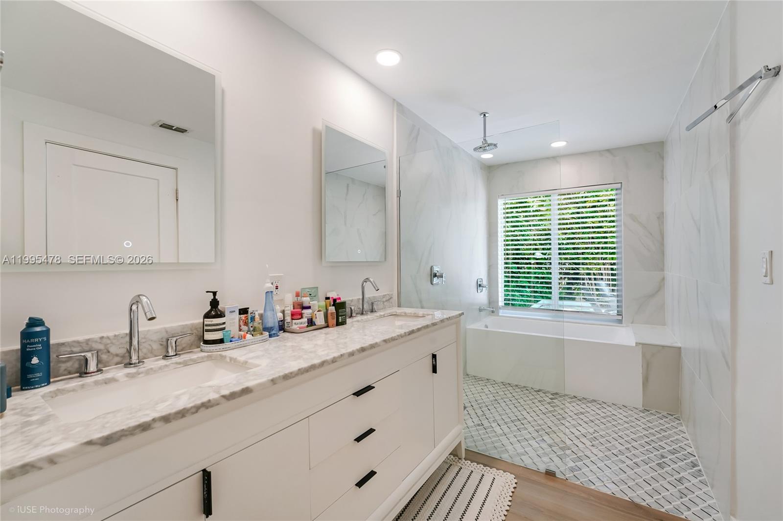 560 Hampton Lane Key Biscayne, FL 33149 - Photo 10 of 22