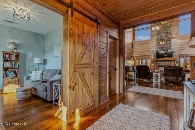 $1,350,000 | 11281 Highway 21, Forest, MS 39074