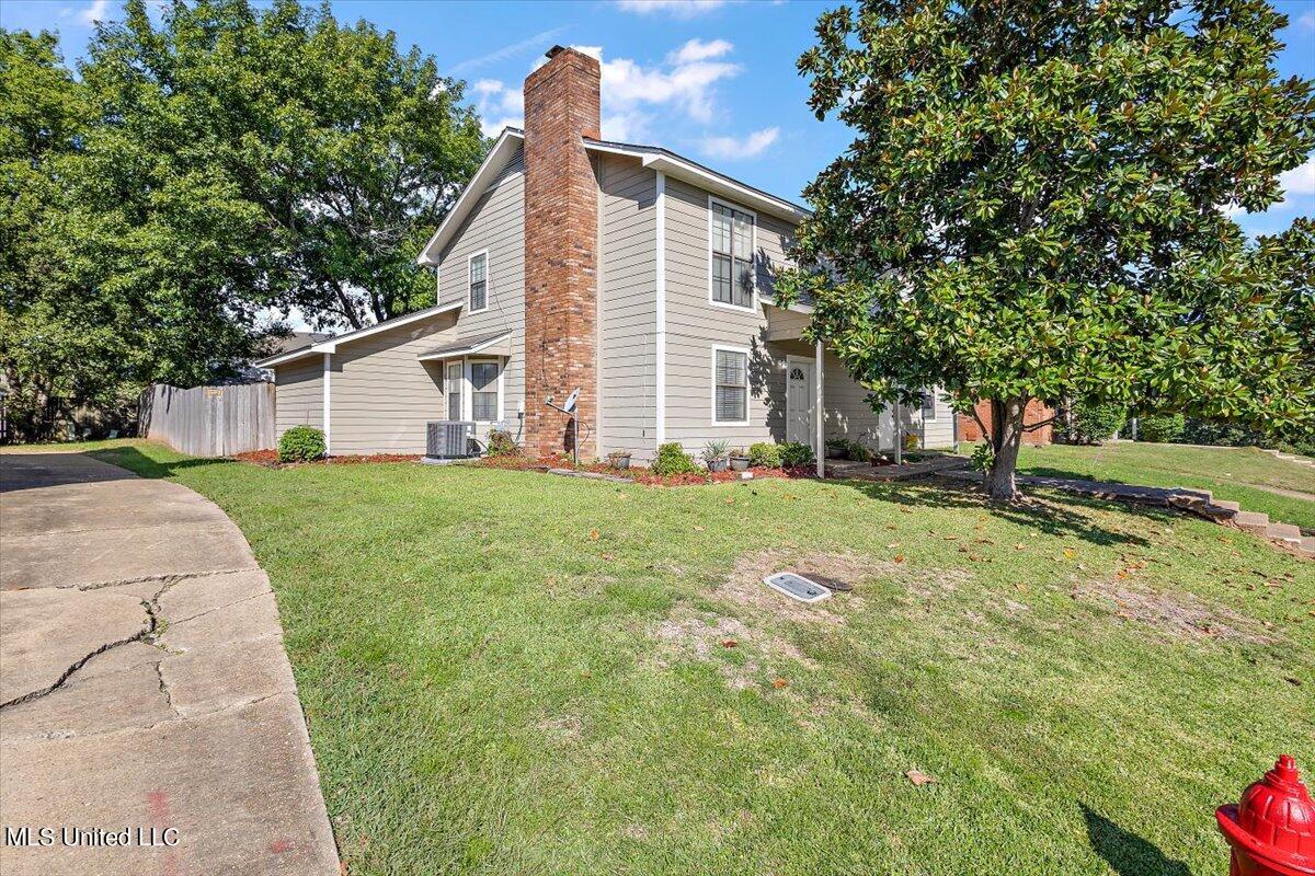 707 Wicklow Place, Unit A Ridgeland, MS 39157 - Photo 3 of 27 04-HTP_8130