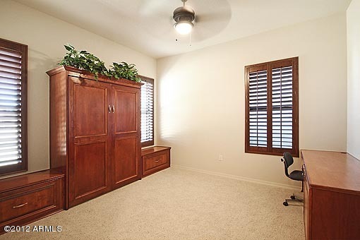 7027 North Scottsdale Road, Unit 250 Paradise Valley, AZ 85253 - Photo 9 of 15 Master bedroom