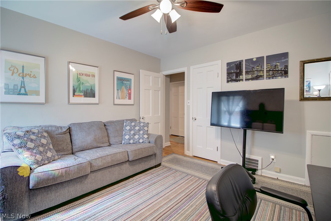 3301 Warren Road Cleveland, OH 44111 - Photo 16 of 34 Gallery Image 16