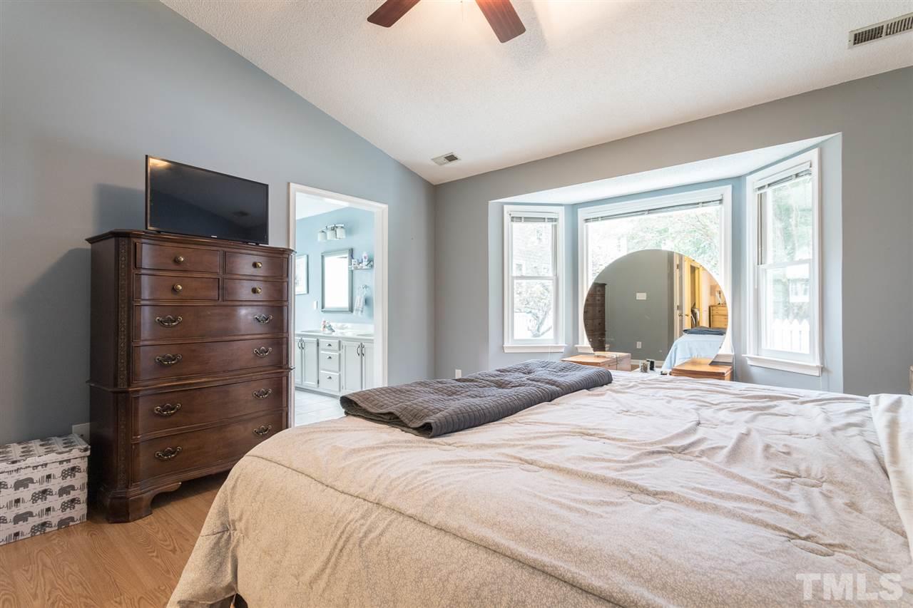 5613 Edgebury Road Raleigh, NC 27613 - Photo 14 of 15