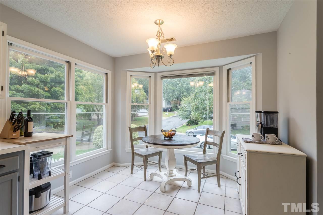 5613 Edgebury Road Raleigh, NC 27613 - Photo 7 of 15