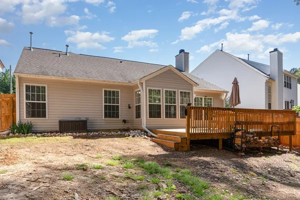 $2,450 | 9212 Erinsbrook Drive, Raleigh, NC 27617