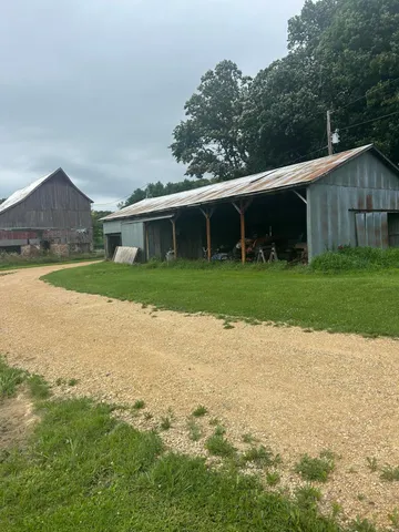 $309,900 | 26766 Co Hwy DD, Rockbridge, WI 53581