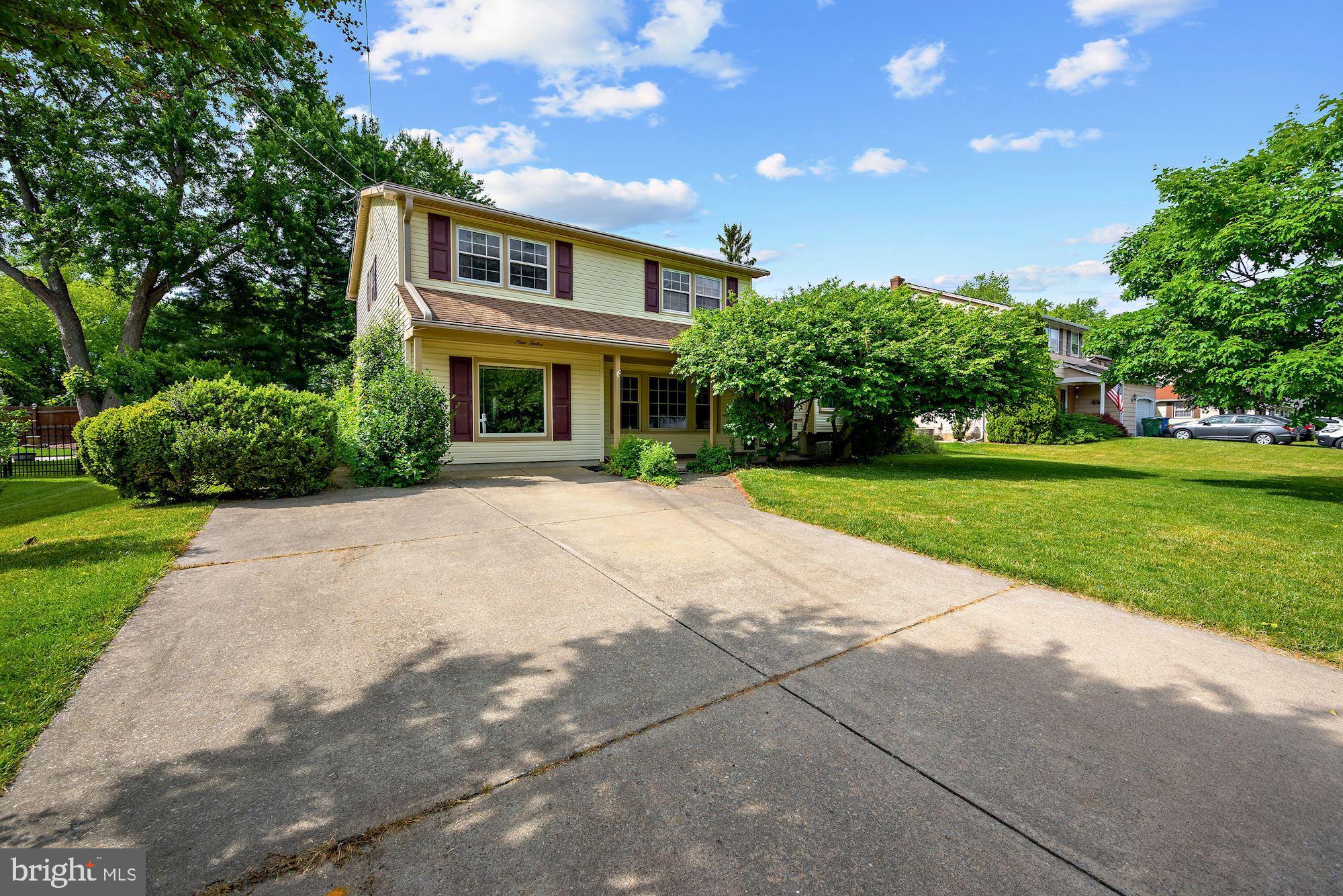 912 Cropwell Road Cherry Hill, NJ 08003 - Photo 2 of 33 Gallery Image 2