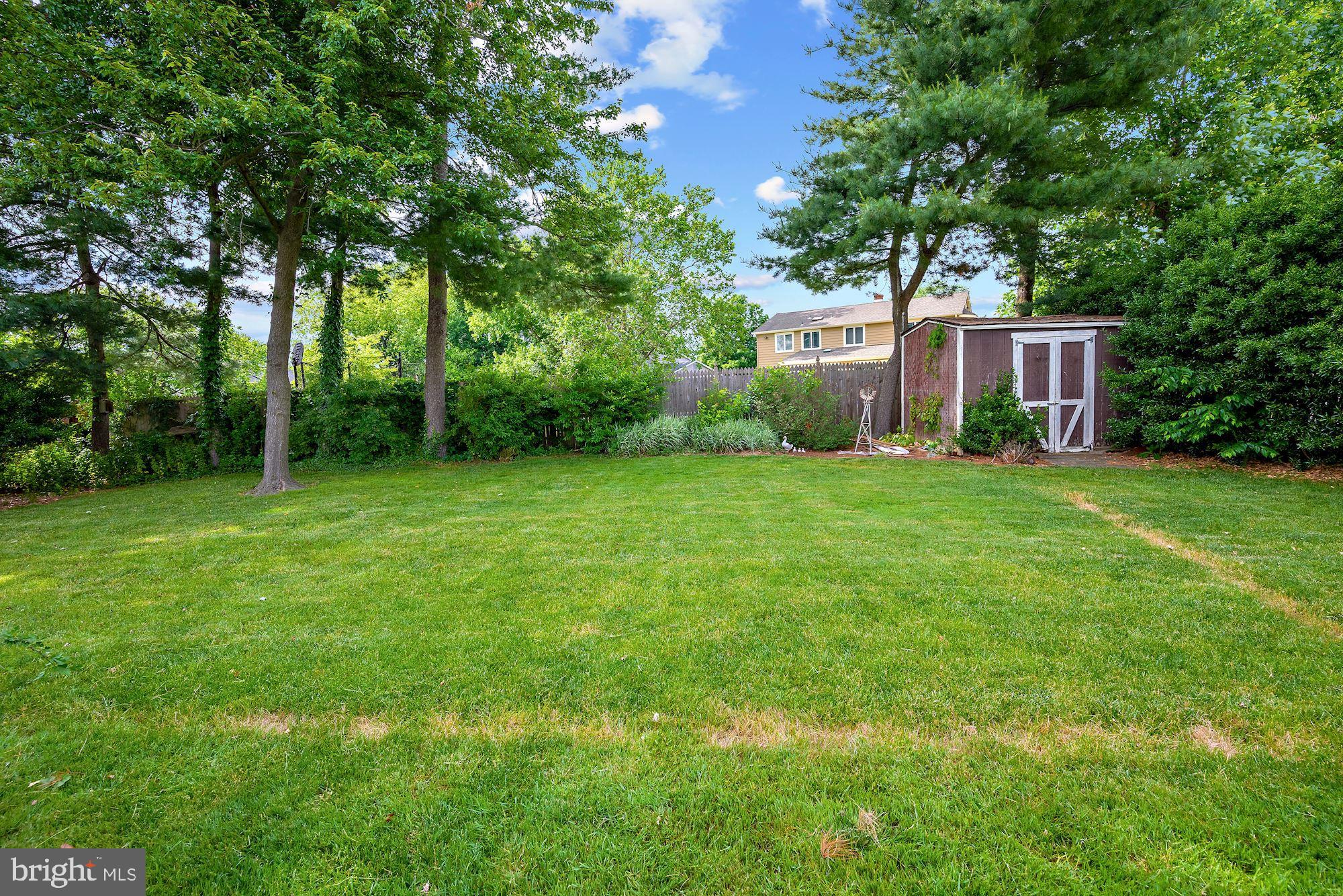 912 Cropwell Road Cherry Hill, NJ 08003 - Photo 30 of 33 Gallery Image 30