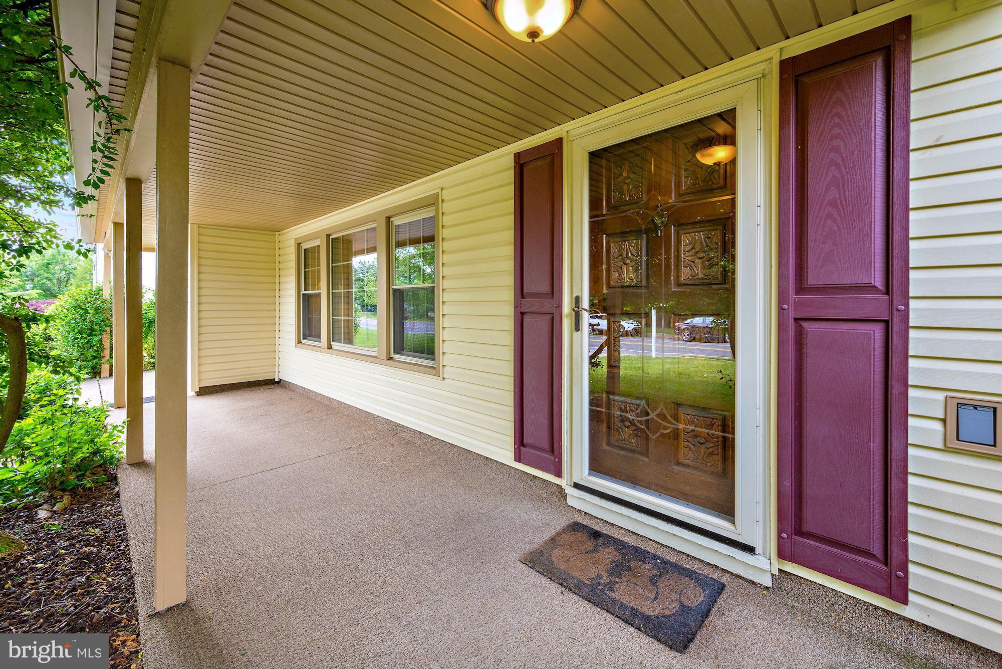 912 Cropwell Road Cherry Hill, NJ 08003 - Photo 4 of 33 Gallery Image 4