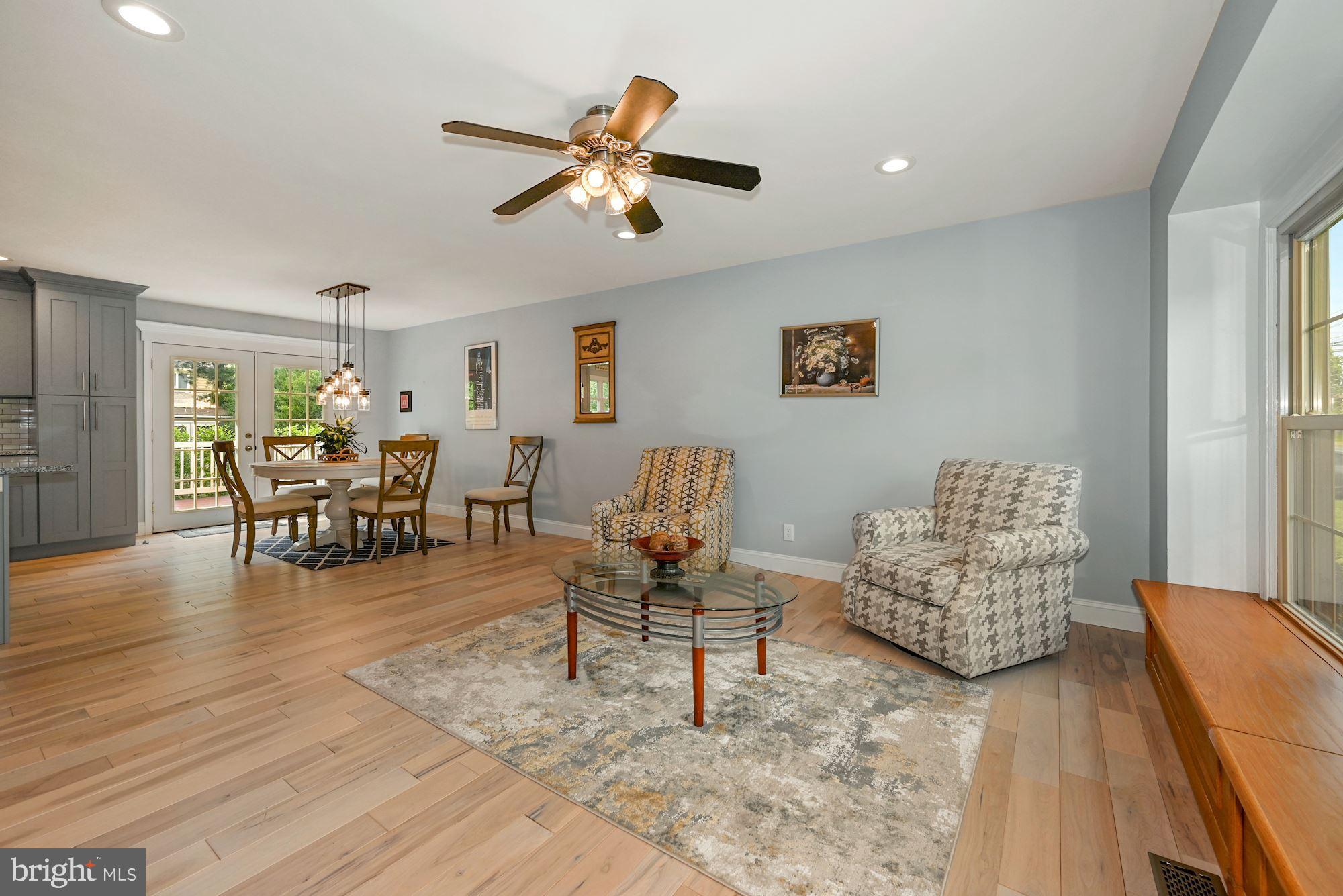 912 Cropwell Road Cherry Hill, NJ 08003 - Photo 5 of 33 Gallery Image 5