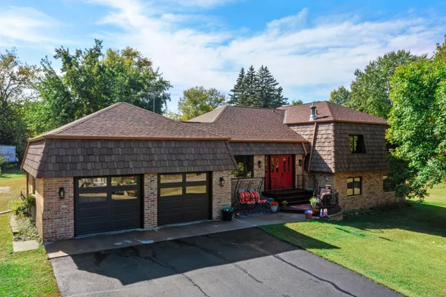 $524,900 | 7991 Isaak Avenue Northwest, Annandale, MN 55302