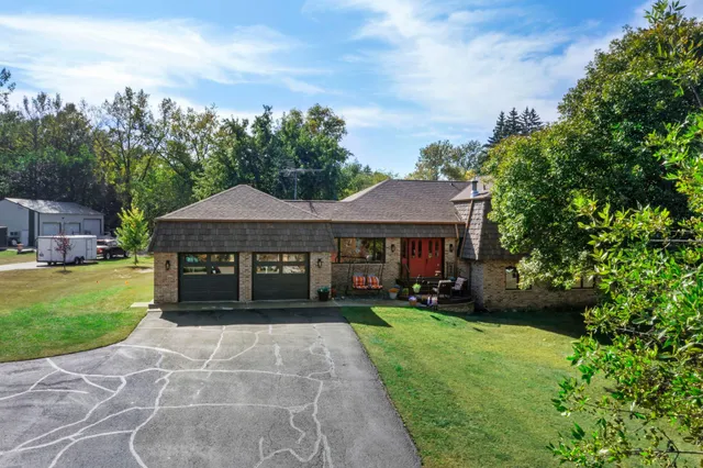 $524,900 | 7991 Isaak Avenue Northwest, Annandale, MN 55302