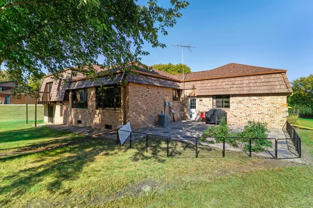 $524,900 | 7991 Isaak Avenue Northwest, Annandale, MN 55302