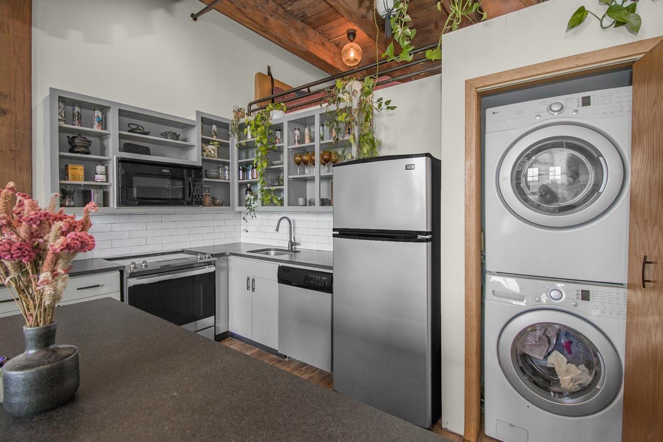 289 5th Street East, Unit 408 St. Paul, MN 55101 - Photo 13 of 38