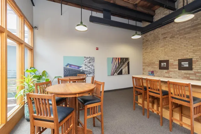 $174,900 | 289 5th Street East, Unit 408, St. Paul, MN 55101