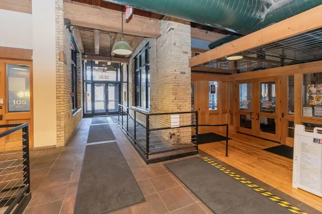 $174,900 | 289 5th Street East, Unit 408, St. Paul, MN 55101