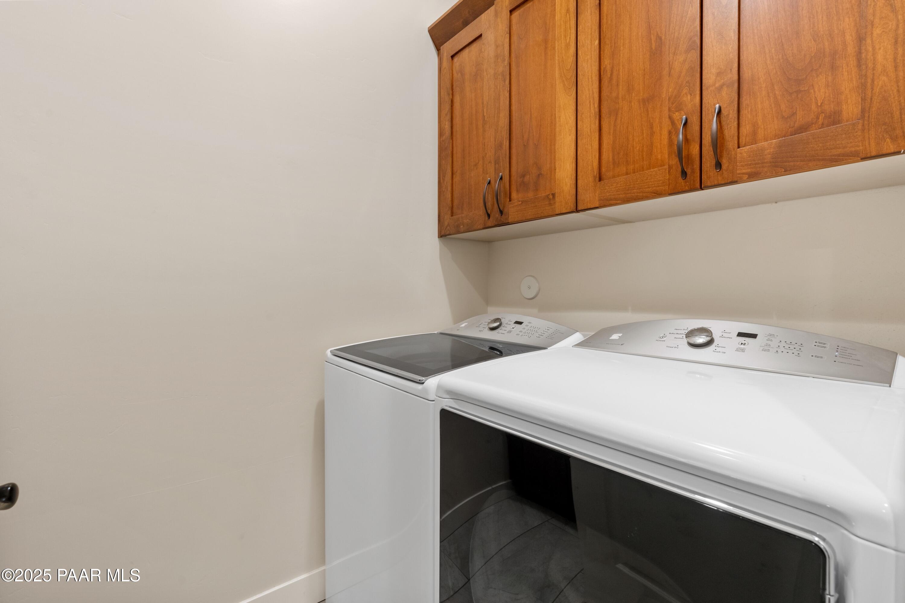 1468 Butte Road Prescott, AZ 86303 - Photo 24 of 31 a utility room with dryer and washer
