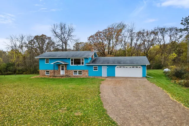 $329,900 | N13651 320th Street, Ridgeland, WI 54763